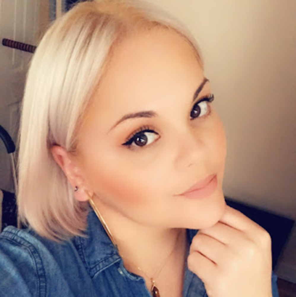 Meet your Posher, Cindy